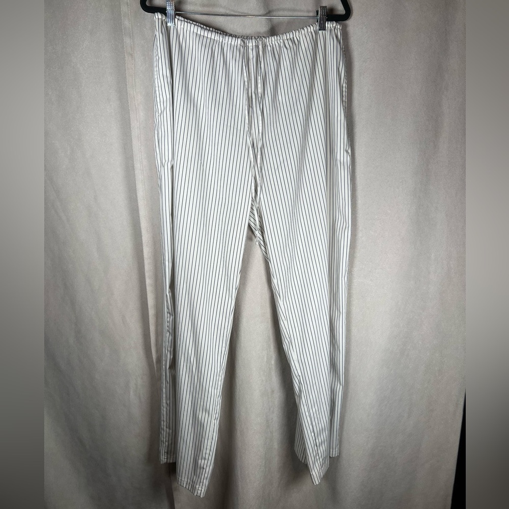 American Eagle Wide Leg Drawstring Stripped PJ Style Pants - Large in White - Picture 2 of 10
